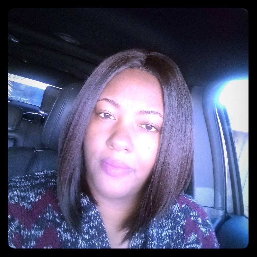 Meet your Posher, Denise